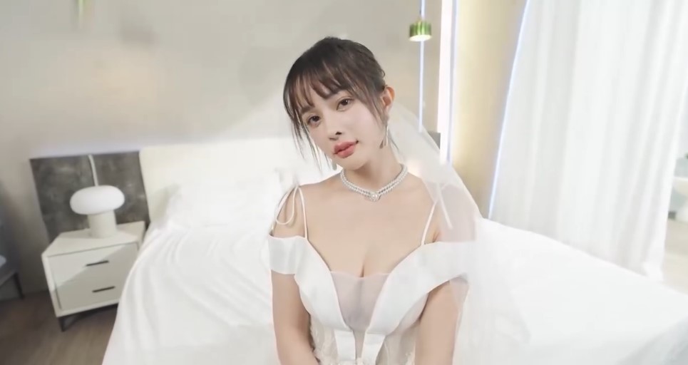 Phim sex china chia tay của em hot girl vú to Yuna